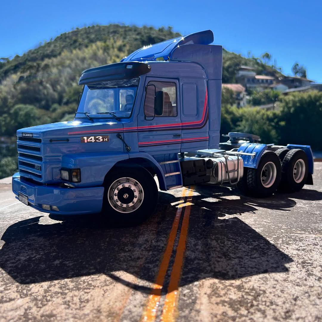 Miniatura Scania T143H Azul – Escala 1/24